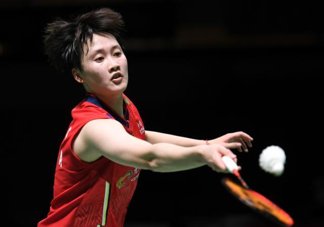 他表现得冷 他表现得冷