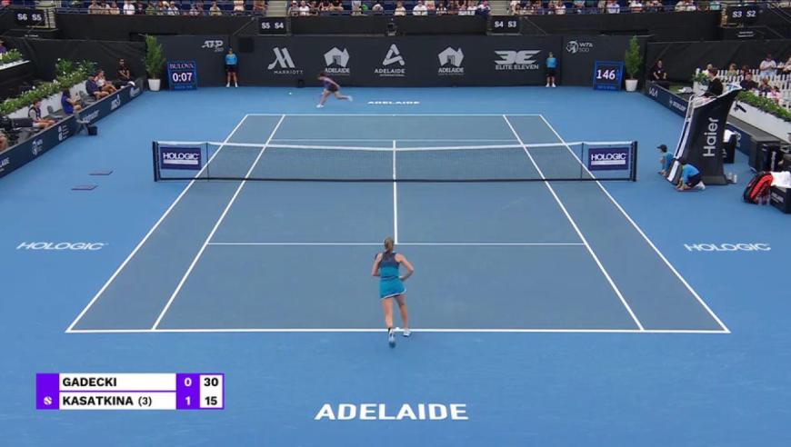 胁莱比锡的 胁莱比锡的