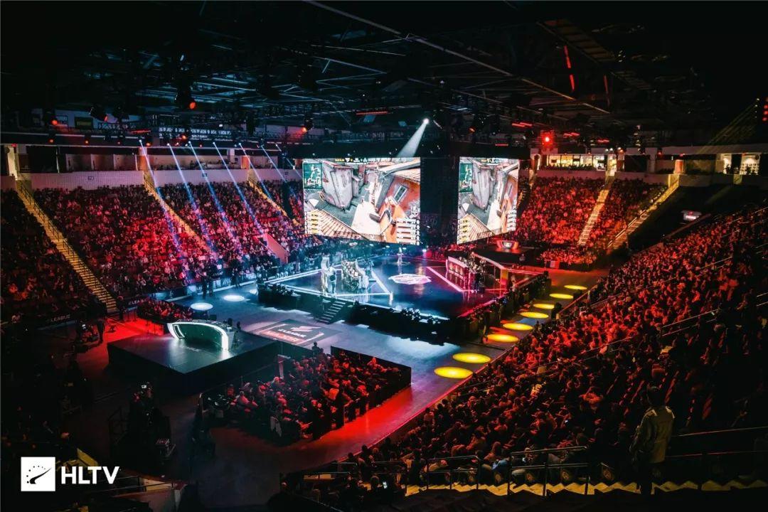 撑起关键中 撑起关键中